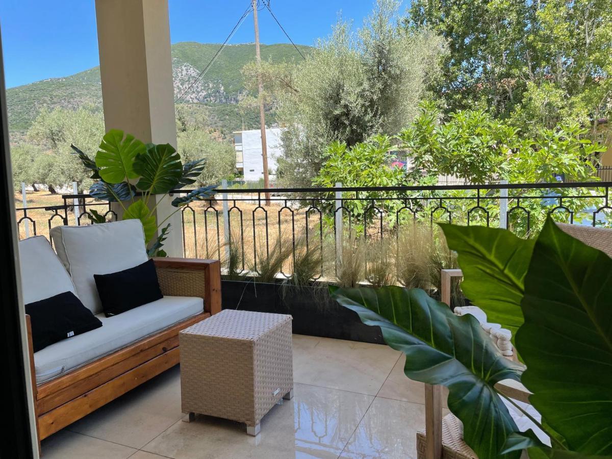 Kl Suites Lefkada - Feel At Home New Boho Apartment 400M From Beach Nidri Town Center Exterior foto
