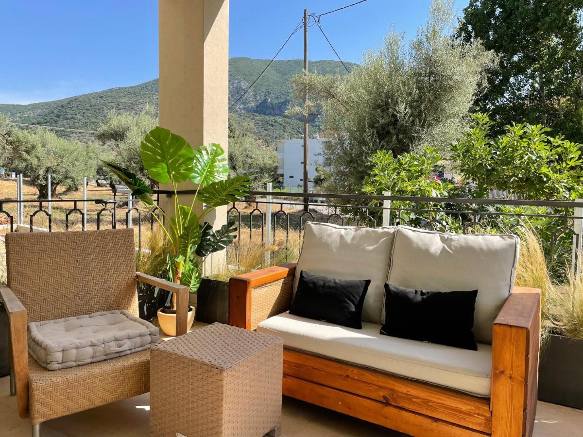Kl Suites Lefkada - Feel At Home New Boho Apartment 400M From Beach Nidri Town Center Exterior foto