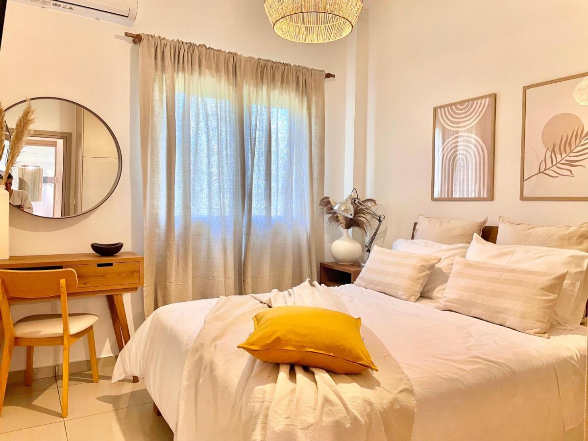 Kl Suites Lefkada - Feel At Home New Boho Apartment 400M From Beach Nidri Town Center Exterior foto